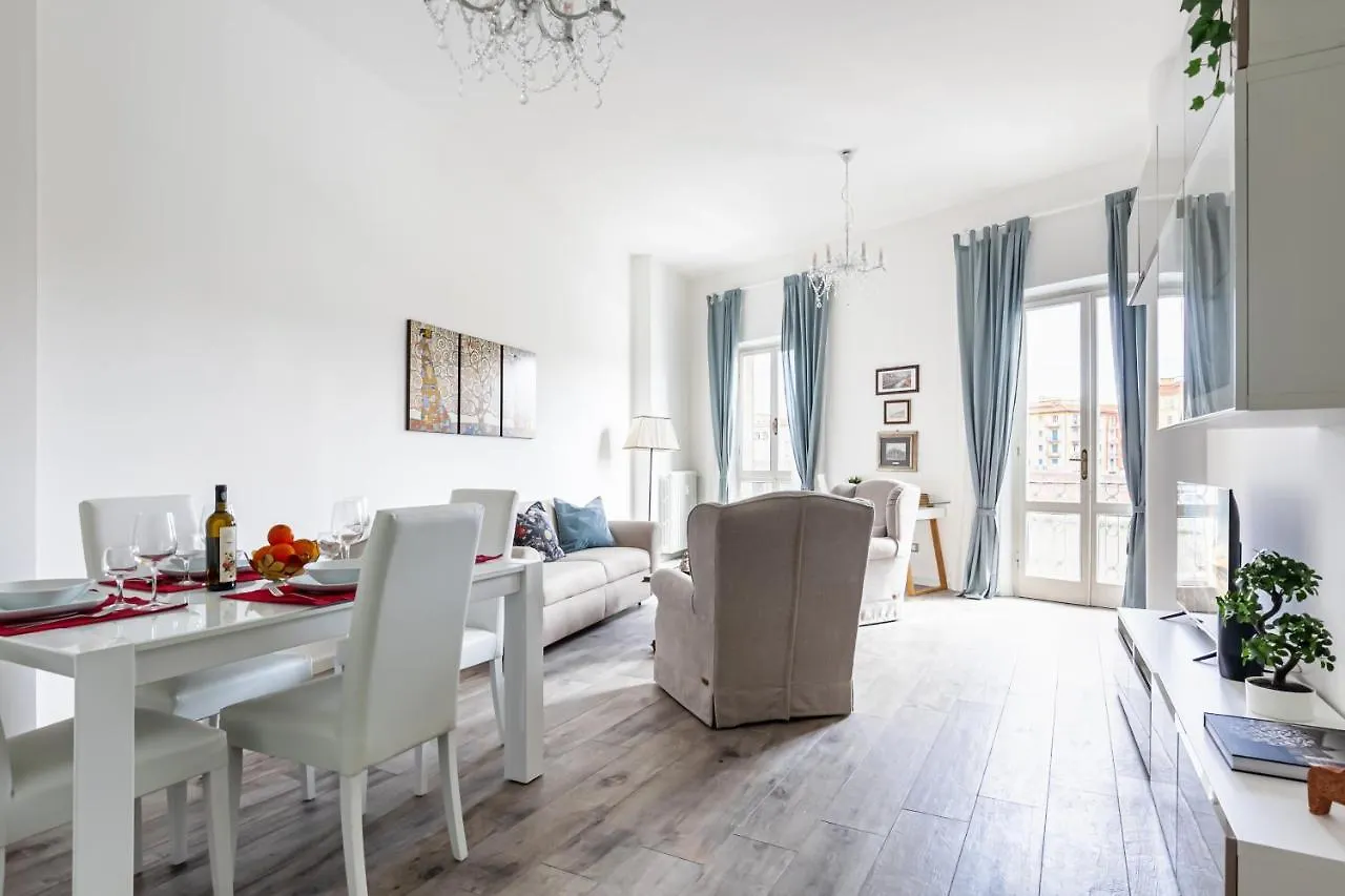 Lungarno Elegant Apartment With Panoramic Balcony ピサ 0*,