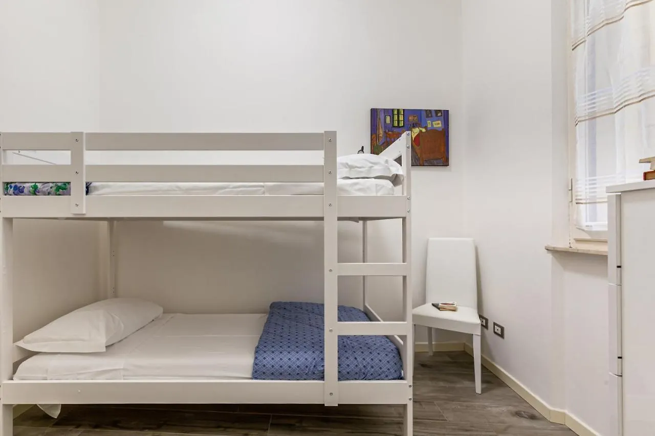 Lungarno Elegant Apartment With Panoramic Balcony ピサ